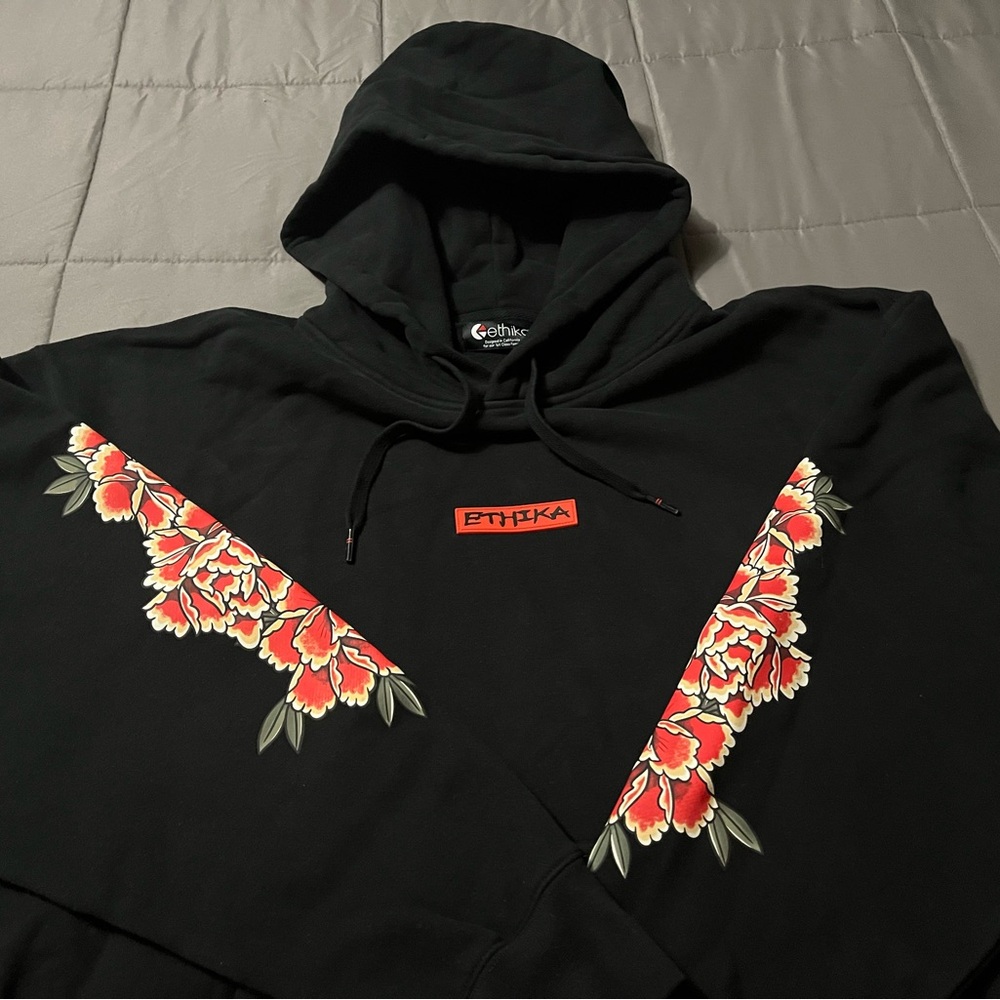 Ethika Black Hoodie with Red and Green Floral Accents Brand new mens size Large